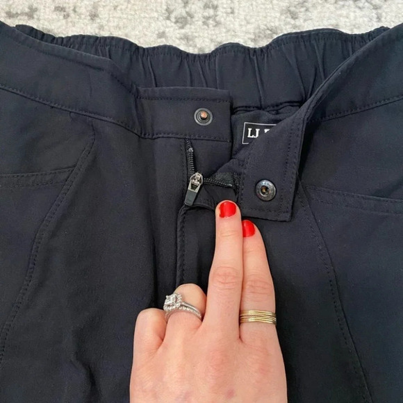 LL Bean shorts hiking cycling black medium - Picture 3 of 11